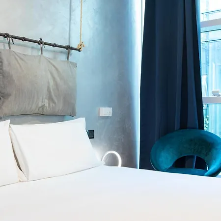 Studi - Collection 4* Milão